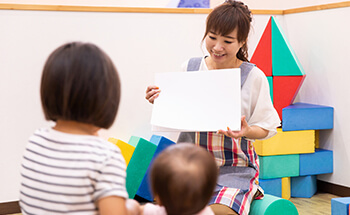 社会に対して責任を果たす子どもに育てる環境を提供します。